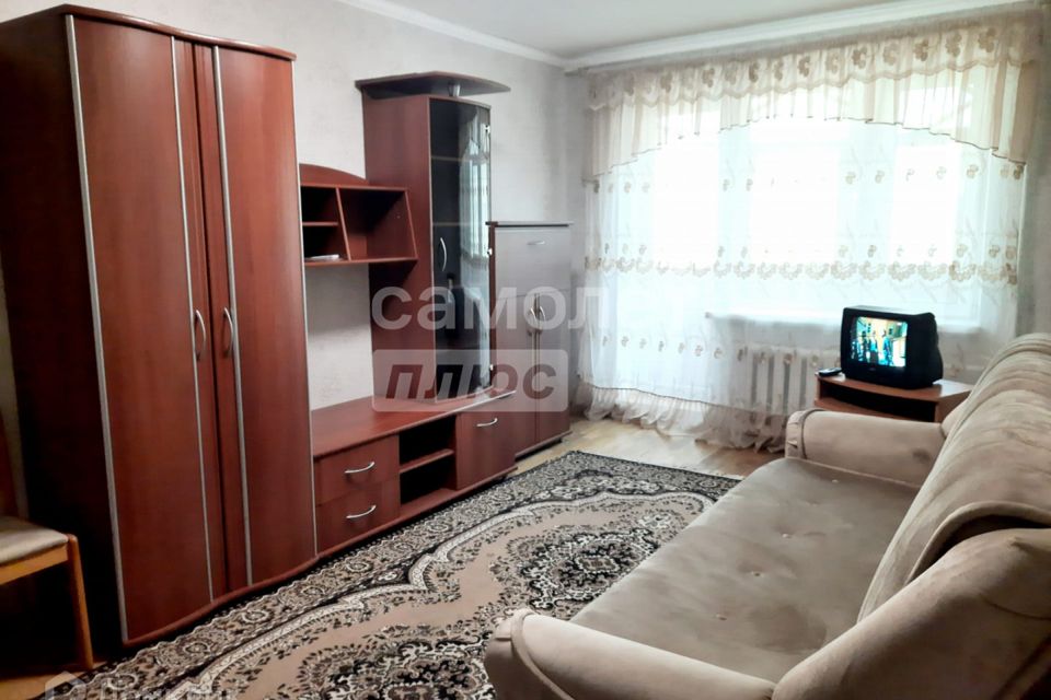 Продаётся 1-комнатная квартира, 35.8 м²