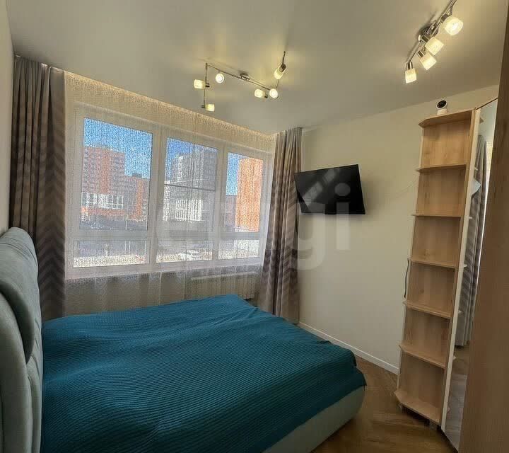 Продаётся 1-комнатная квартира, 63.3 м²