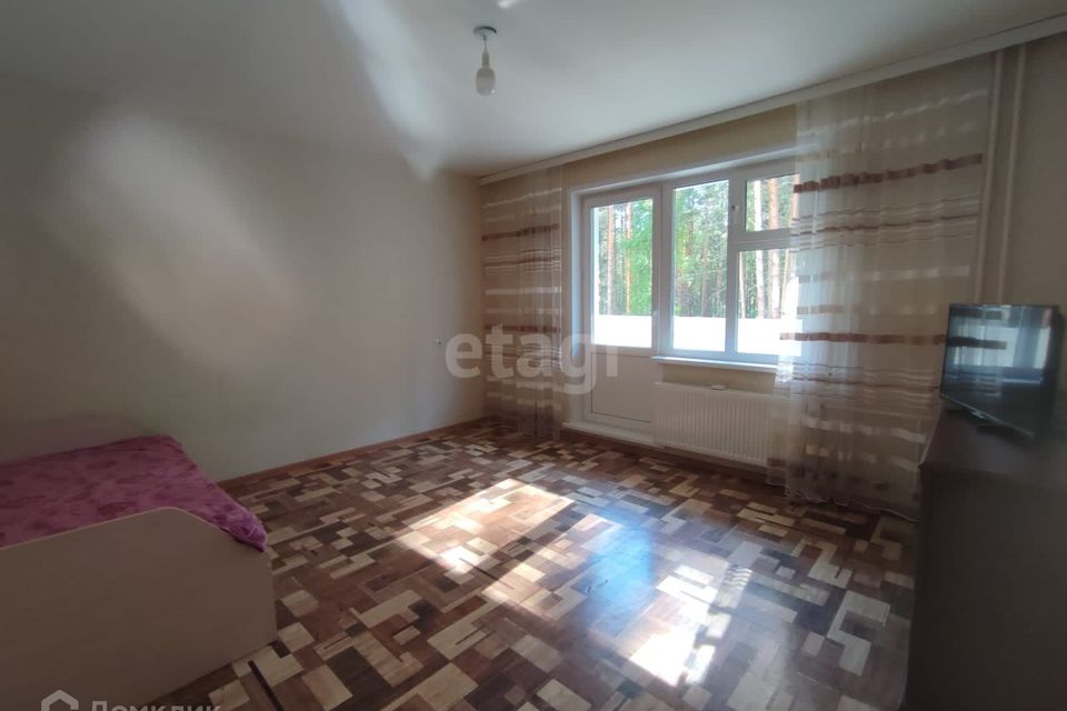Продаётся 1-комнатная квартира, 40.6 м²