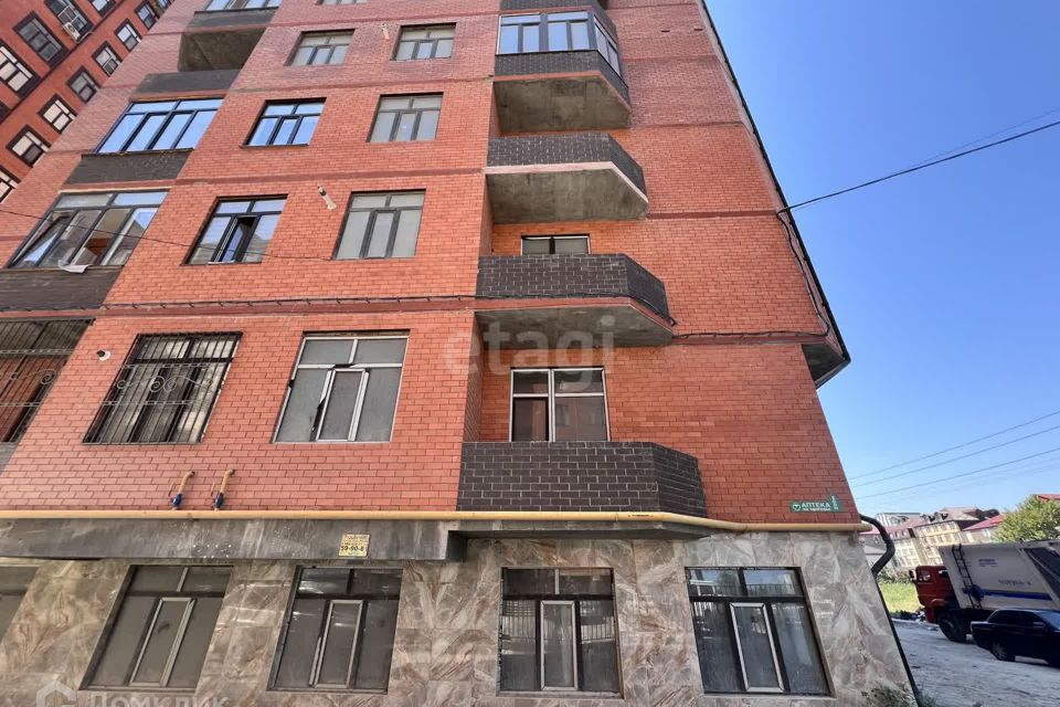 Продаётся 1-комнатная квартира, 54 м²