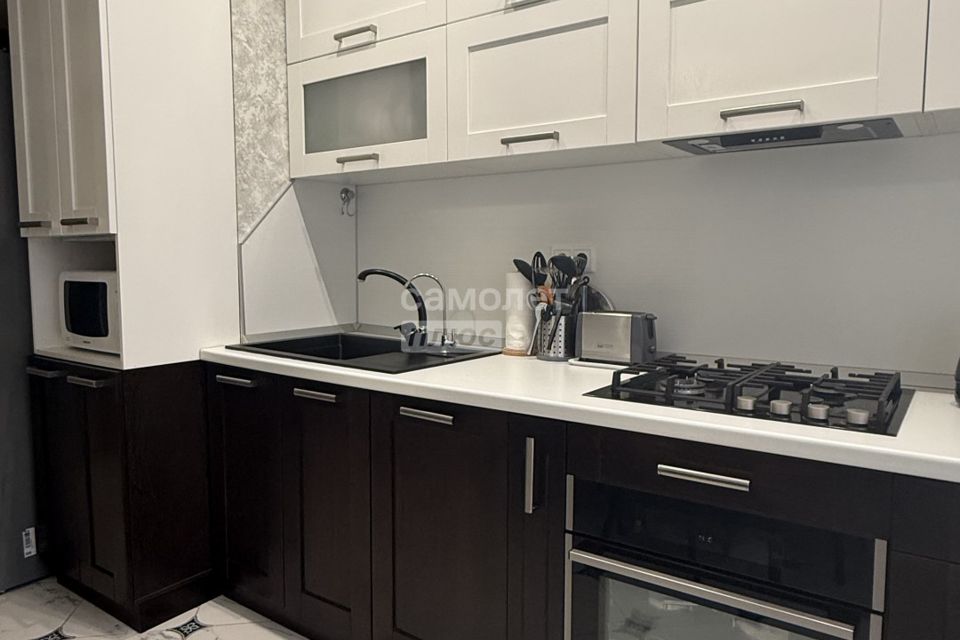 Продаётся 2-комнатная квартира, 63 м²