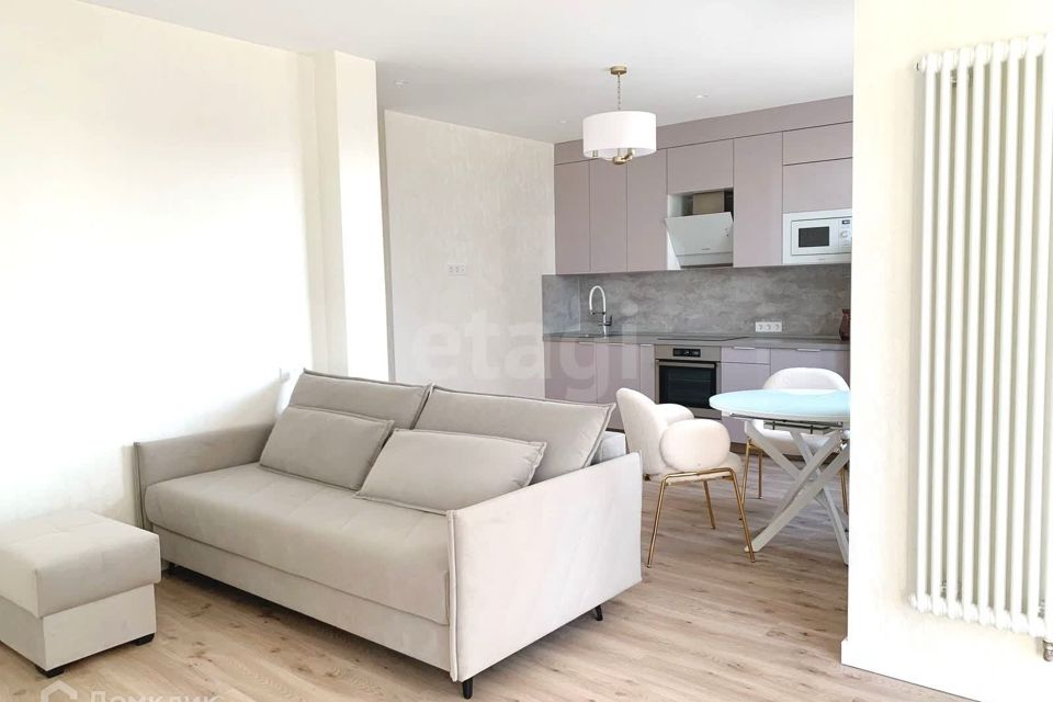 Продаётся 2-комнатная квартира, 61 м²