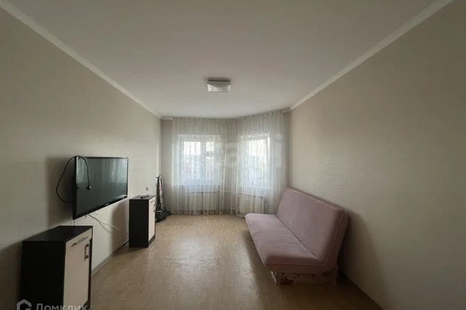 Продаётся 1-комнатная квартира, 38.6 м²