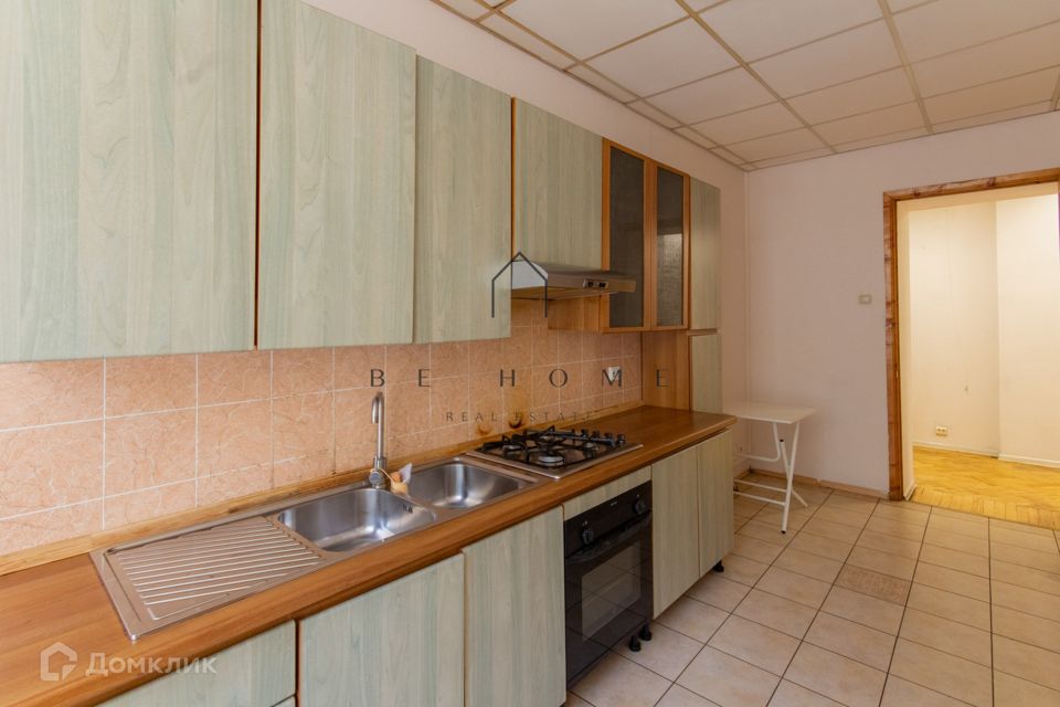 Сдаётся 3-комнатная квартира, 105 м²