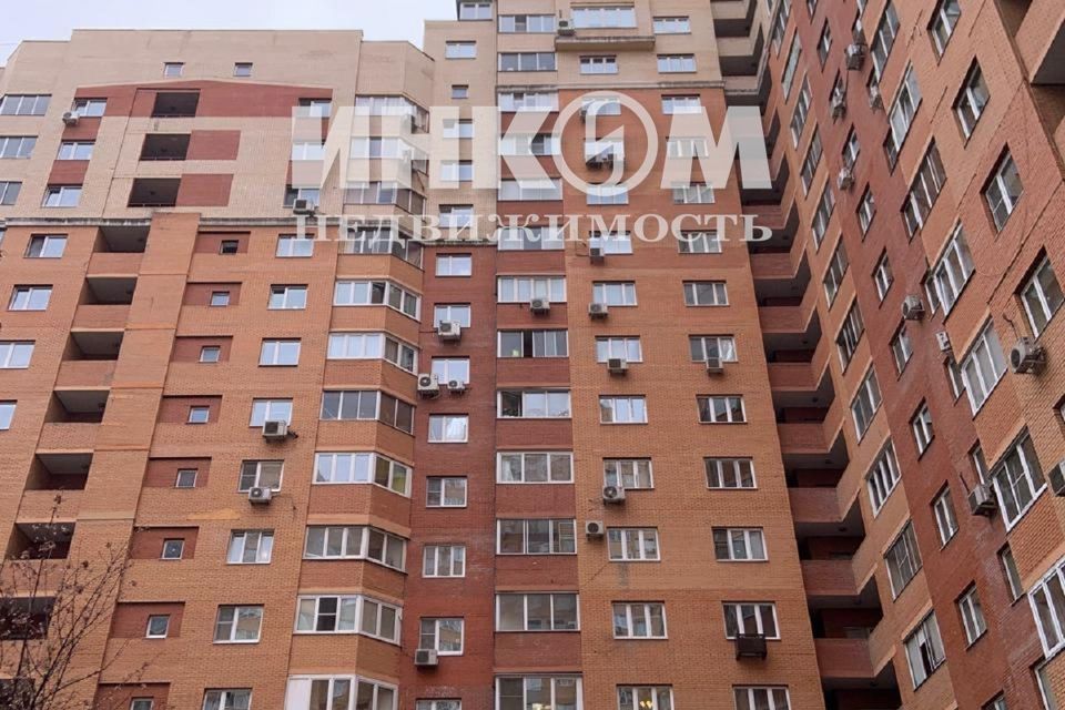 Продаётся 2-комнатная квартира, 72 м²