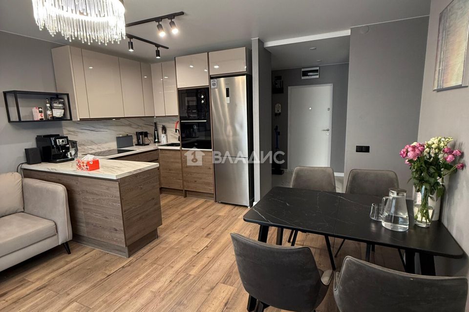 Продаётся 3-комнатная квартира, 70.8 м²
