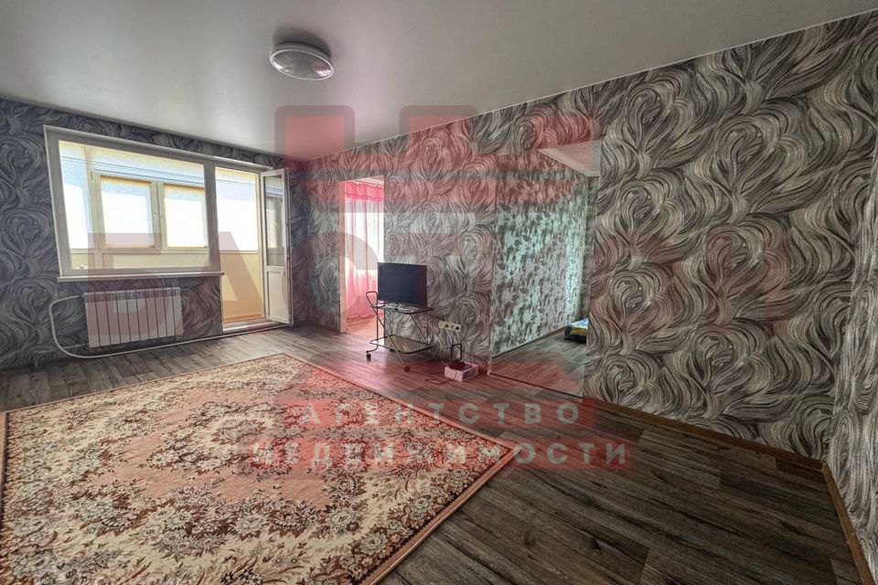 Продаётся 4-комнатная квартира, 61.1 м²