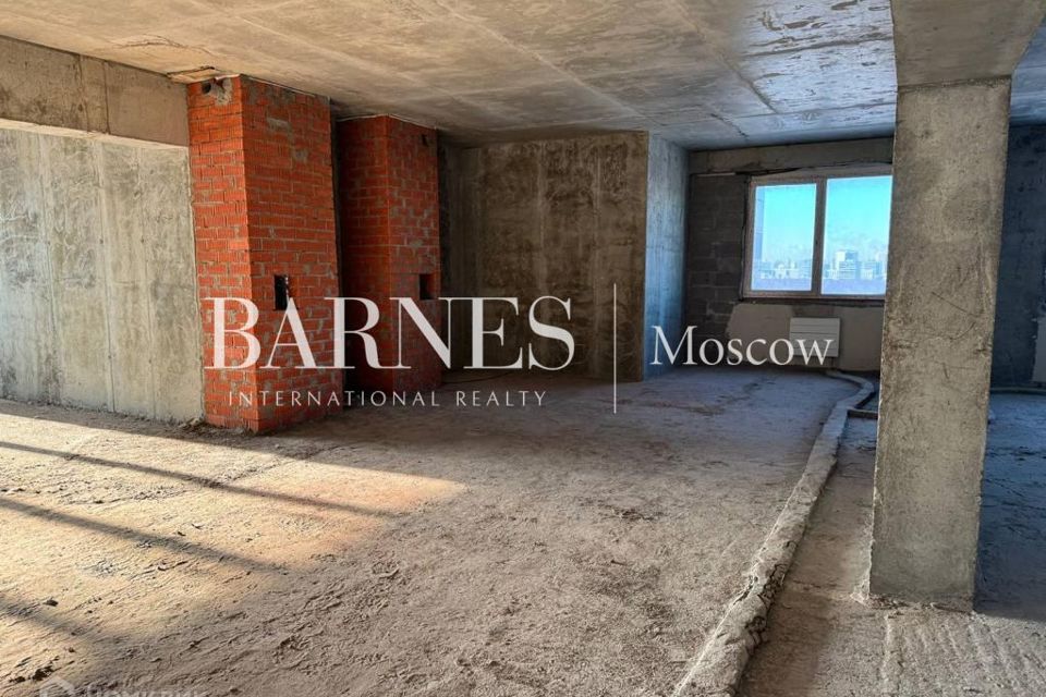 Продаётся 5-комнатная квартира, 179 м²