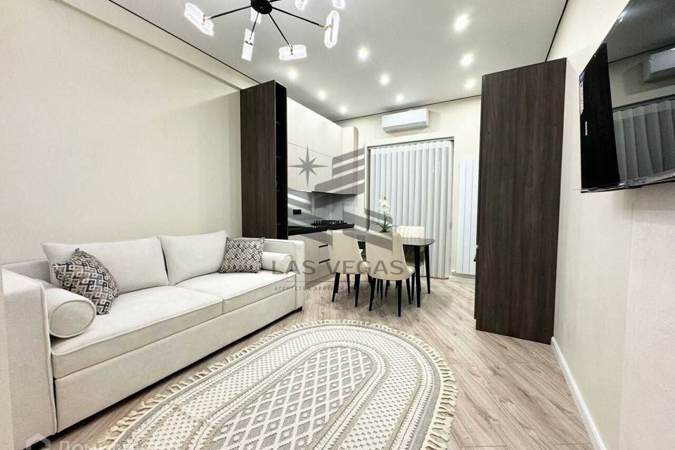 Сдаётся 2-комнатная квартира, 67 м²
