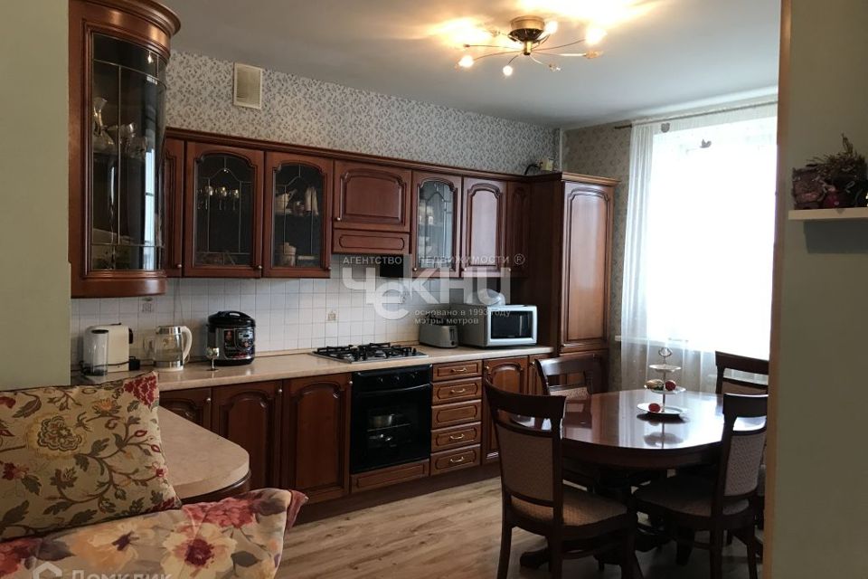 Продаётся 3-комнатная квартира, 94.2 м²