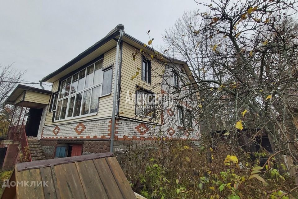 Продажа двухкомнатной квартиры с балконом в Озерщиной - Realt