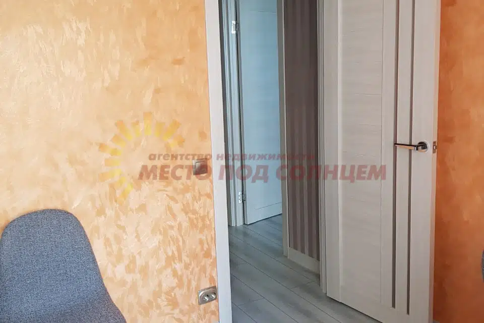 Продаётся 1-комнатная квартира, 43 м²