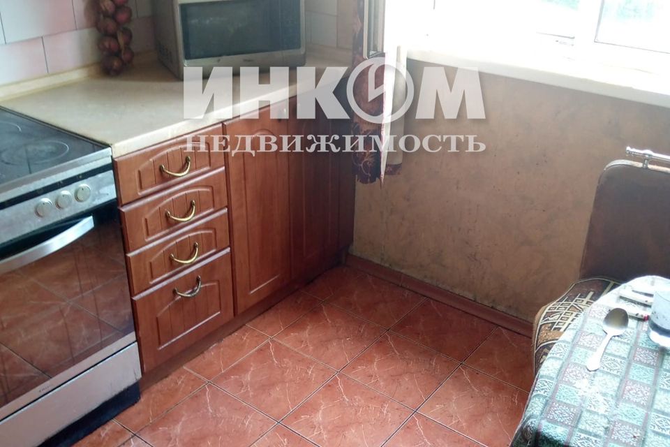 Сдаётся комната в 3-комн. квартире, 18 м²