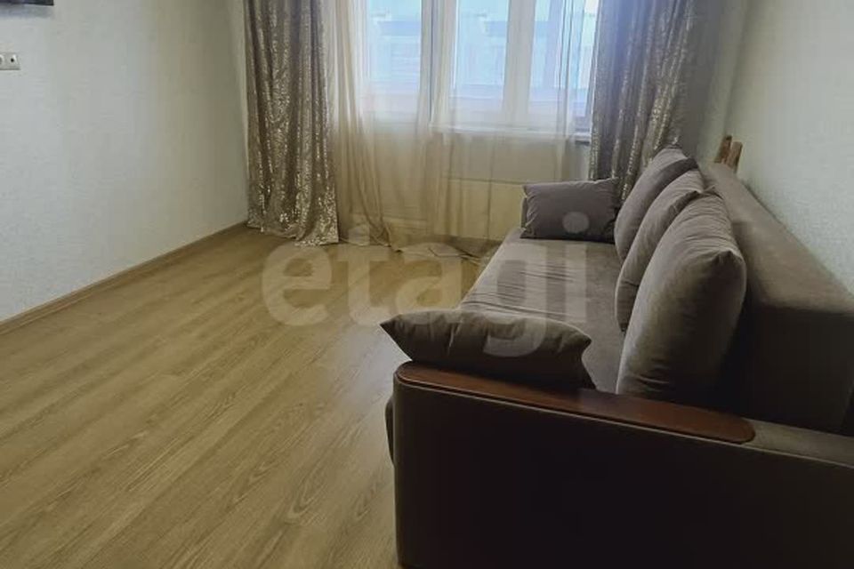 Сдаётся 1-комнатная квартира, 38 м²