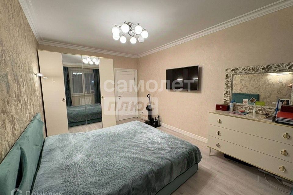 Продаётся 2-комнатная квартира, 70.1 м²