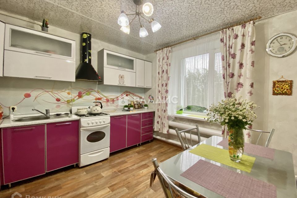 Продаётся 3-комнатная квартира, 70.5 м²