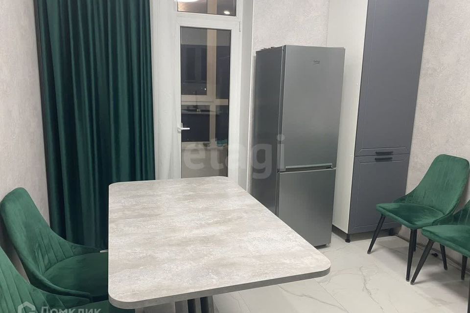 Продаётся 1-комнатная квартира, 38 м²
