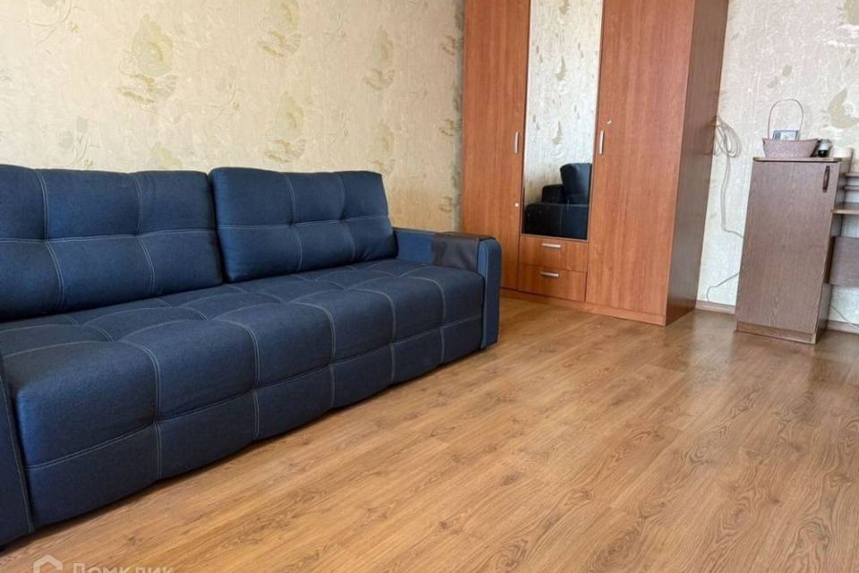 Сдаётся 1-комнатная квартира, 42 м²