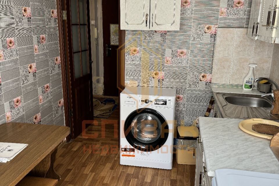 Продаётся 3-комнатная квартира, 62.3 м²