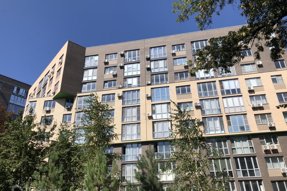Продаётся 2-комнатная квартира, 63 м²