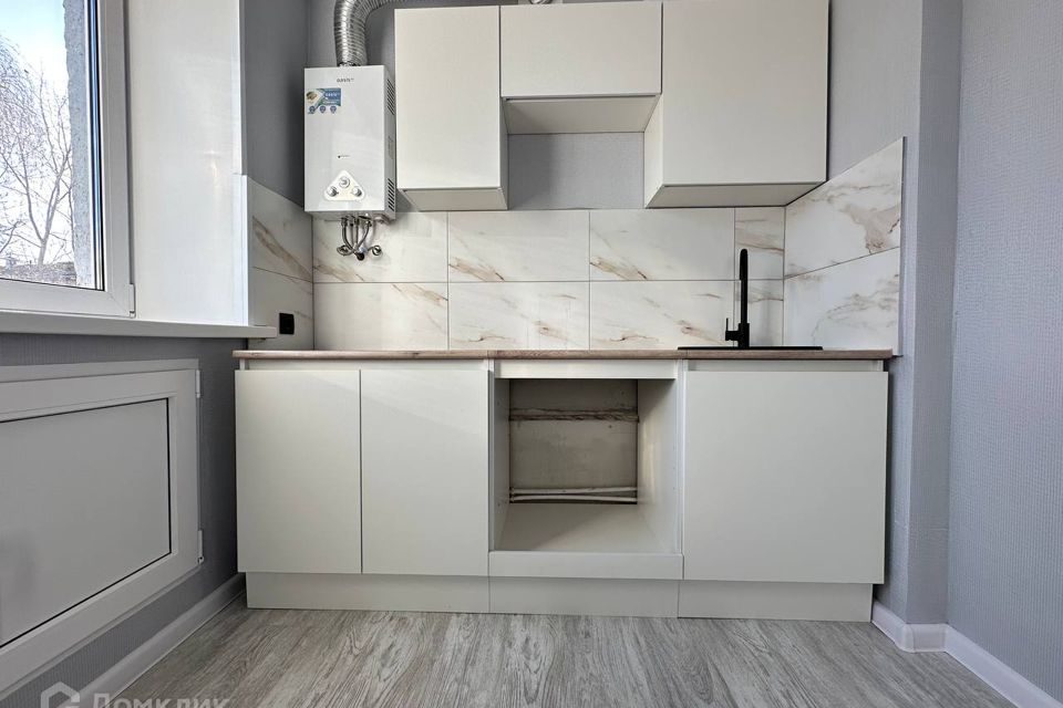 Продаётся 1-комнатная квартира, 32 м²