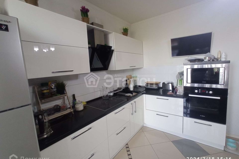 Продаётся 2-комнатная квартира, 96 м²