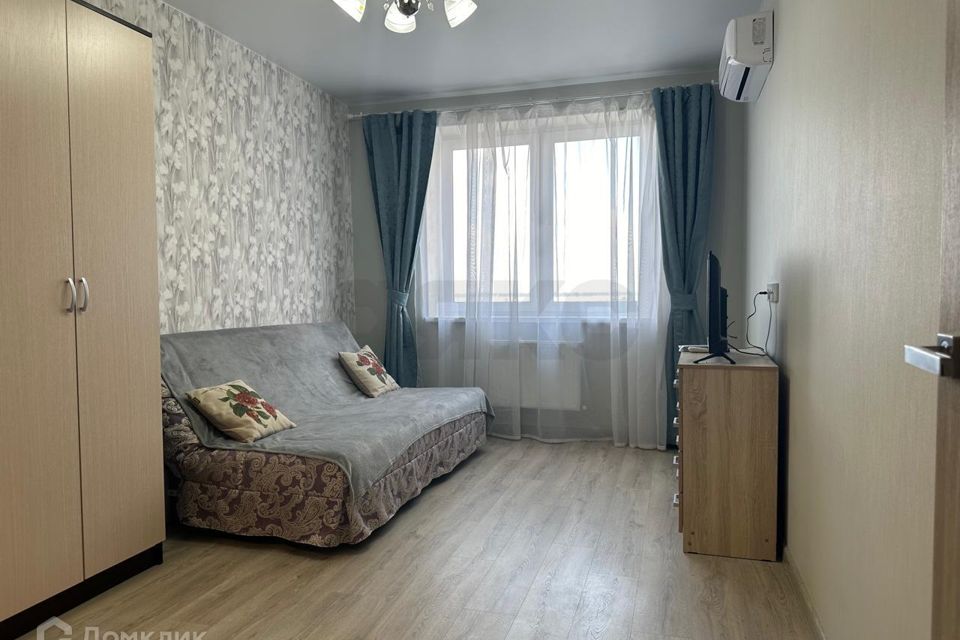 Продаётся 1-комнатная квартира, 37 м²