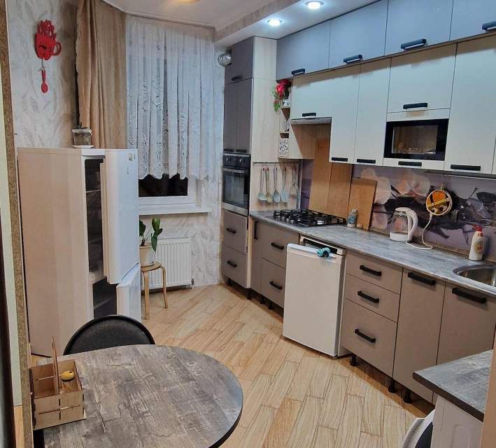 Сдаётся 1-комнатная квартира, 35 м²