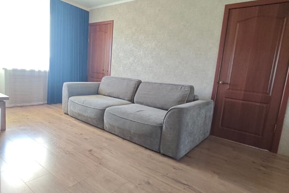 Продаётся 4-комнатная квартира, 53.1 м²