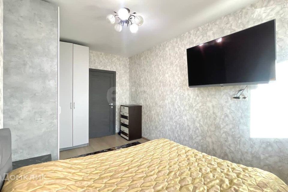 Продаётся 4-комнатная квартира, 75.1 м²