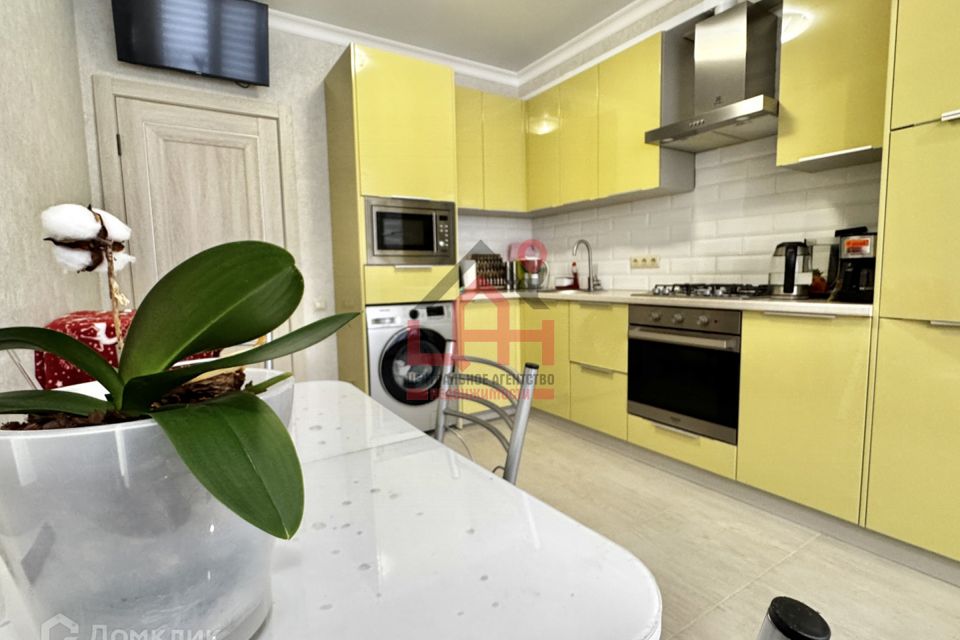 Продаётся 1-комнатная квартира, 40.9 м²
