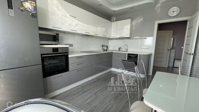 Продаётся 1-комнатная квартира, 48.5 м²