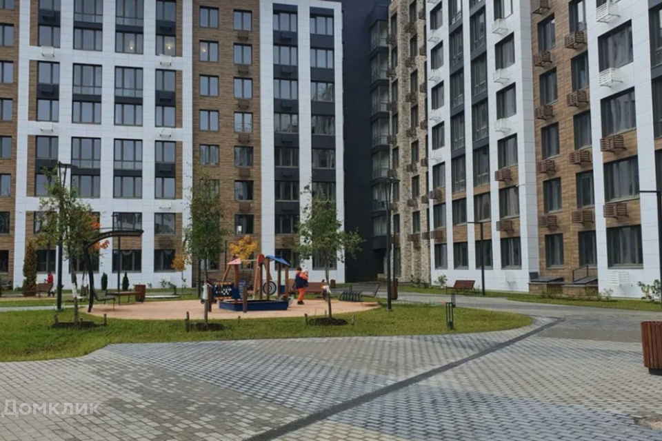 Продаётся 1-комнатная квартира, 39.2 м²