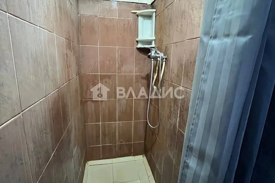 Продаётся комната в 10-комн. квартире, 21.3 м²