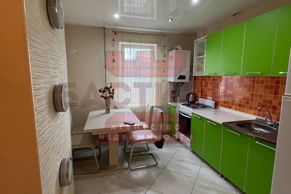 Продаётся 4-комнатная квартира, 94.6 м²