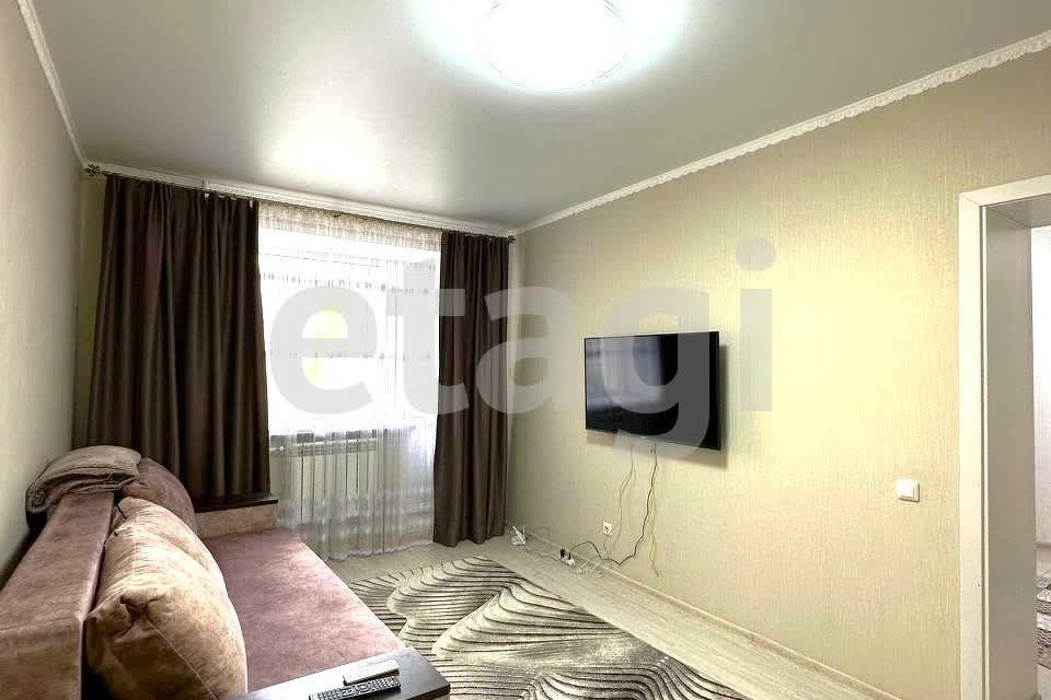 Продаётся 1-комнатная квартира, 36.7 м²