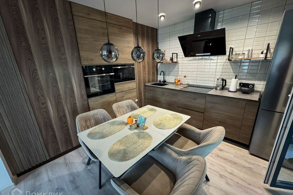 Продаётся 2-комнатная квартира, 58 м²