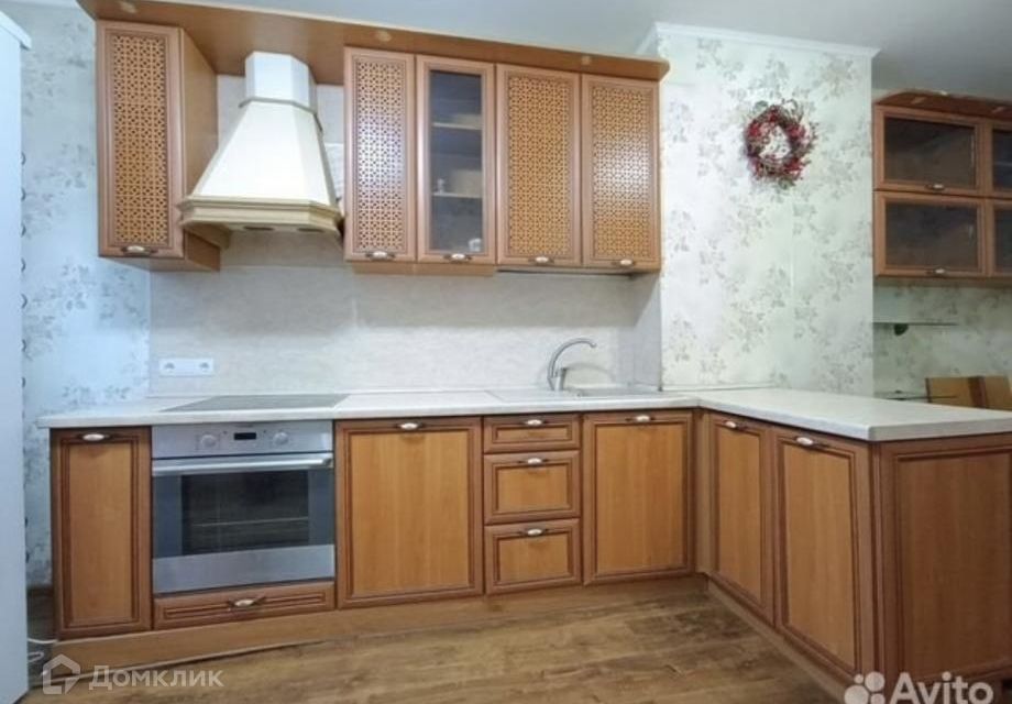 Продаётся 3-комнатная квартира, 72 м²
