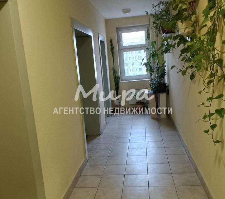 Продаётся 2-комнатная квартира, 62 м²