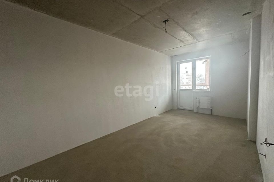 Продаётся 2-комнатная квартира, 61.3 м²