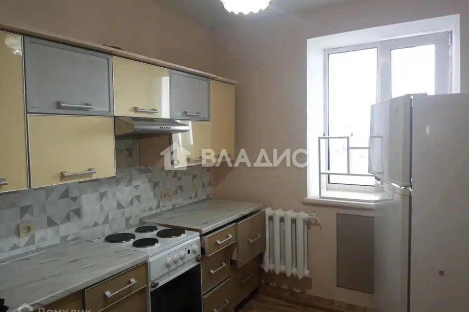 Продаётся 3-комнатная квартира, 58.3 м²
