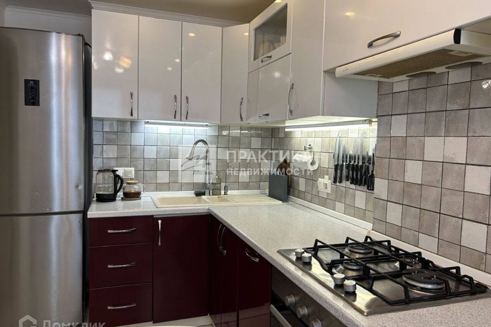 Продаётся 2-комнатная квартира, 45.6 м²