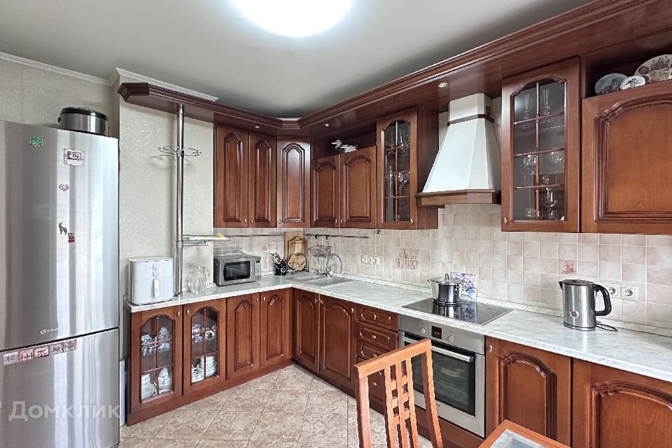 Продаётся 4-комнатная квартира, 92.8 м²