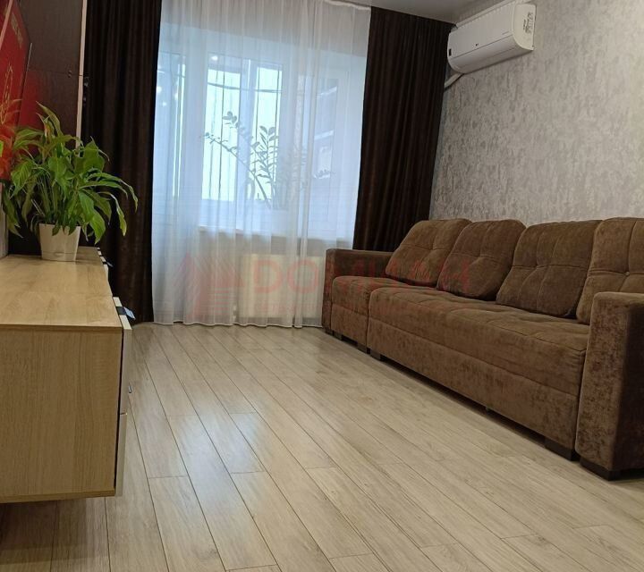 Продаётся 2-комнатная квартира, 42.8 м²