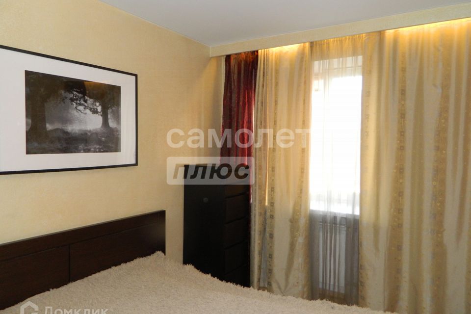 Продаётся 2-комнатная квартира, 55.7 м²