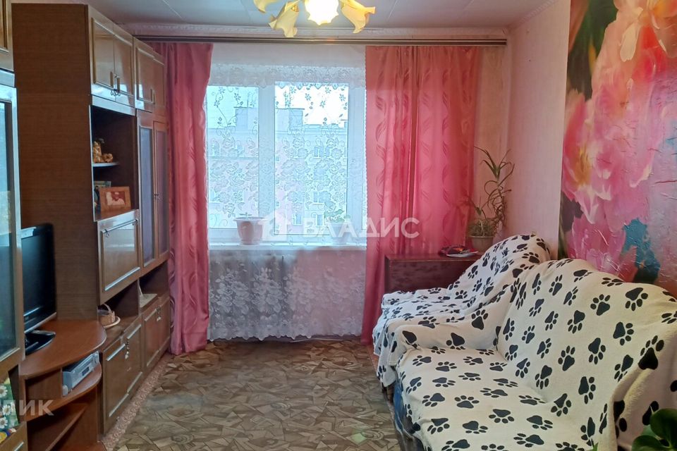 Продаётся 3-комнатная квартира, 65.5 м²
