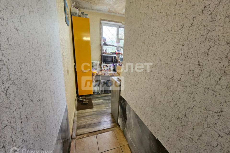 Продаётся 3-комнатная квартира, 51.6 м²