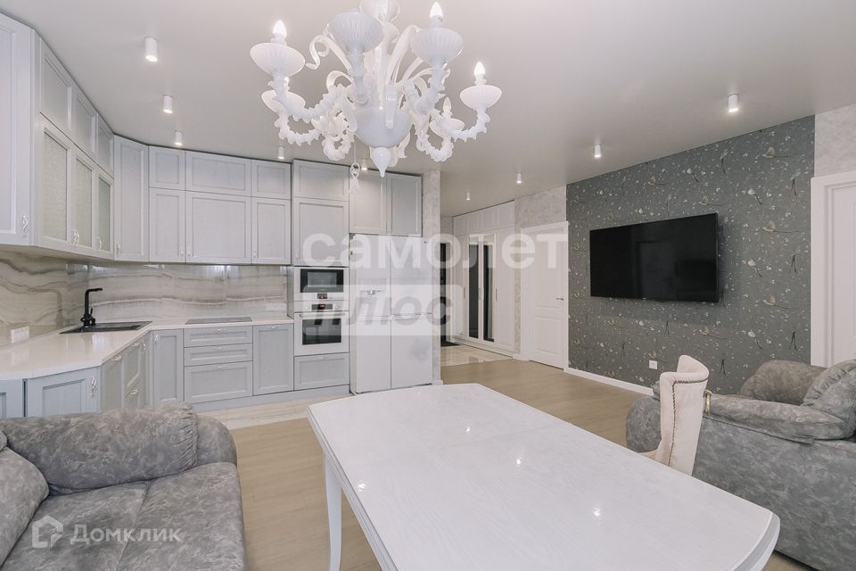 Продаётся 3-комнатная квартира, 94.1 м²