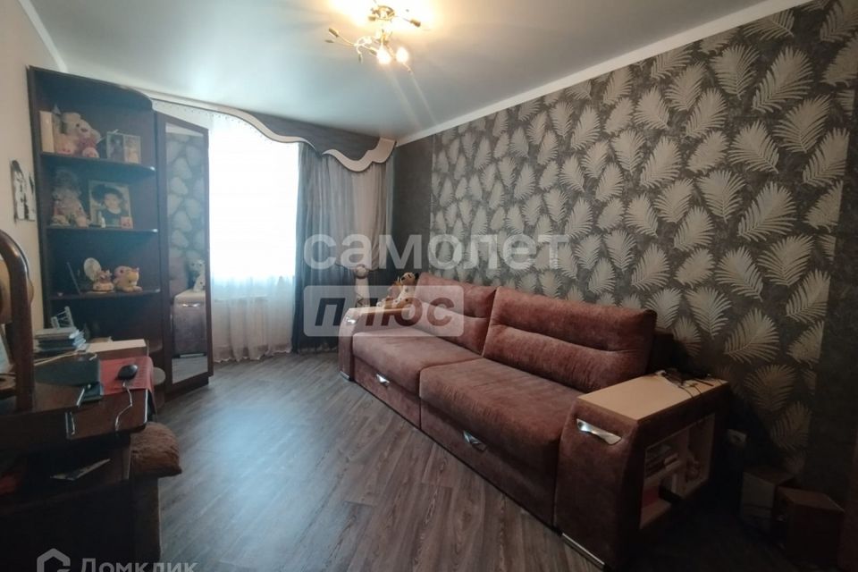 Продаётся 3-комнатная квартира, 77.3 м²