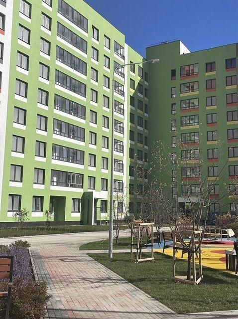 Продаётся 4-комнатная квартира, 92.7 м²